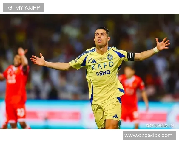 足球明星的薪酬究竟是按年计算还是按月发放探讨