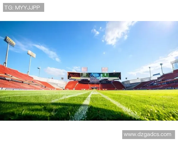 足球球星初恋故事:从绿茵场到心动时光的纯真回忆 足球球星初恋故事:从绿茵场到心动时光的纯真回忆