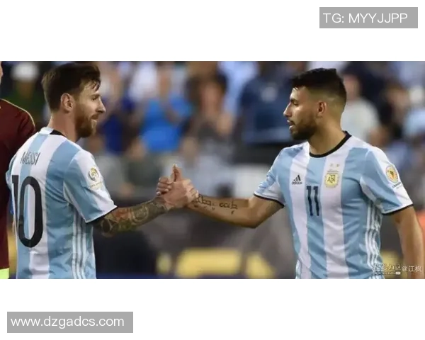 里昂足球明星的崛起与辉煌：从青训到国际赛场的精彩历程