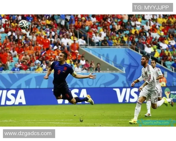 阿迪达斯赞助的顶级足球球星及其赛场精彩表现分析 阿迪达斯赞助的顶级足球球星及其赛场精彩表现分析